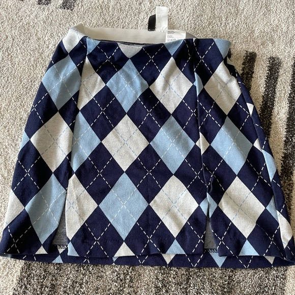 H&M divided plaid mini skirt - Picture 1 of 3
